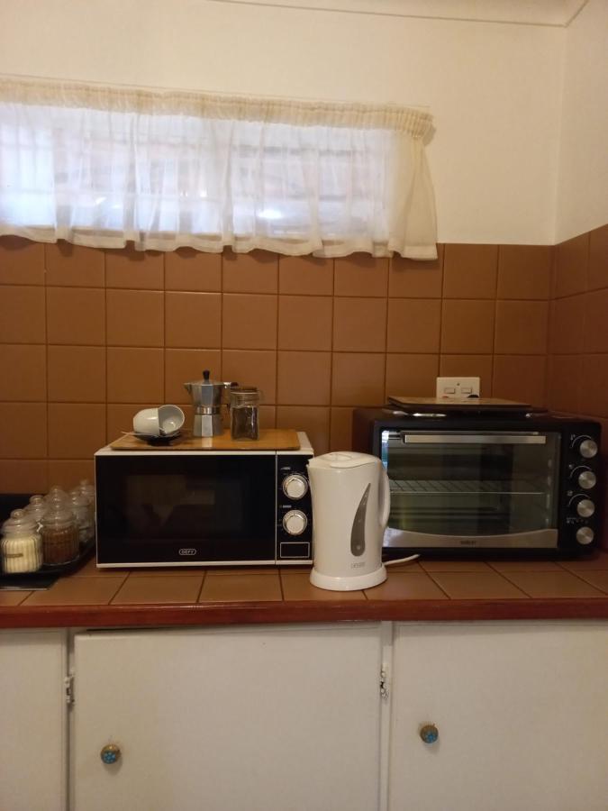 A La Fugue Hotell Upington Eksteriør bilde