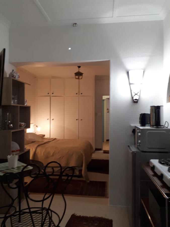 A La Fugue Hotell Upington Eksteriør bilde