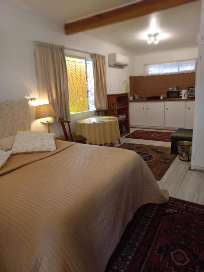 A La Fugue Hotell Upington Eksteriør bilde