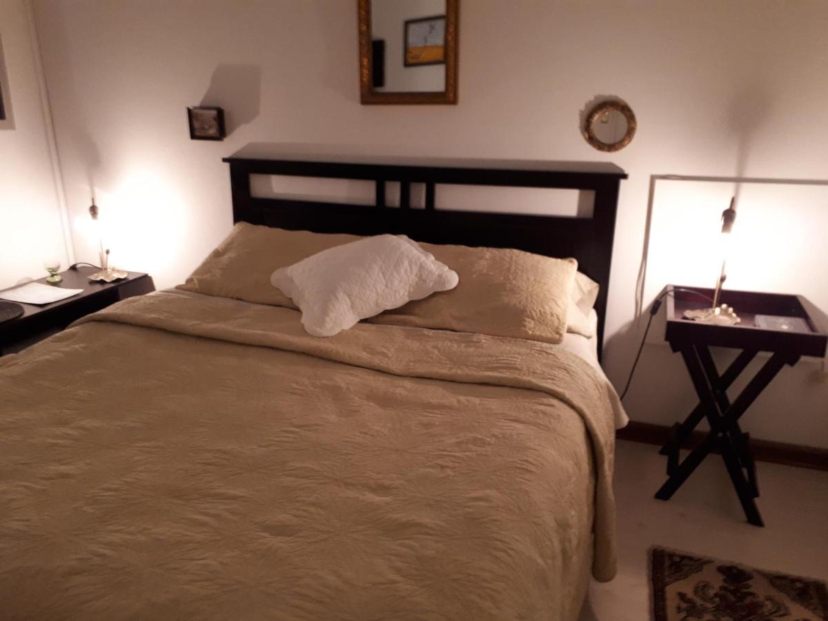 A La Fugue Hotell Upington Eksteriør bilde