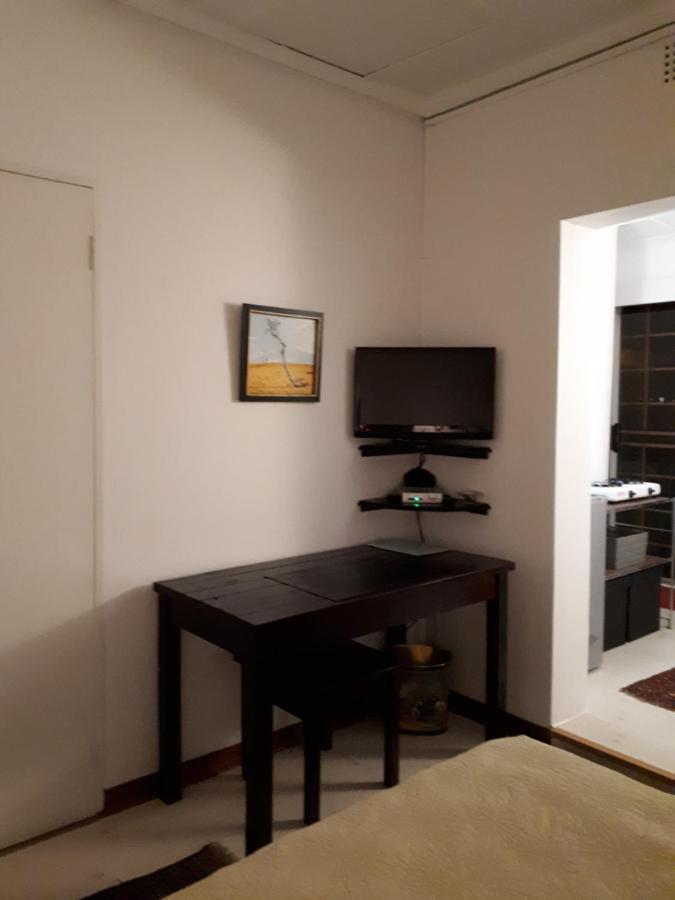 A La Fugue Hotell Upington Eksteriør bilde