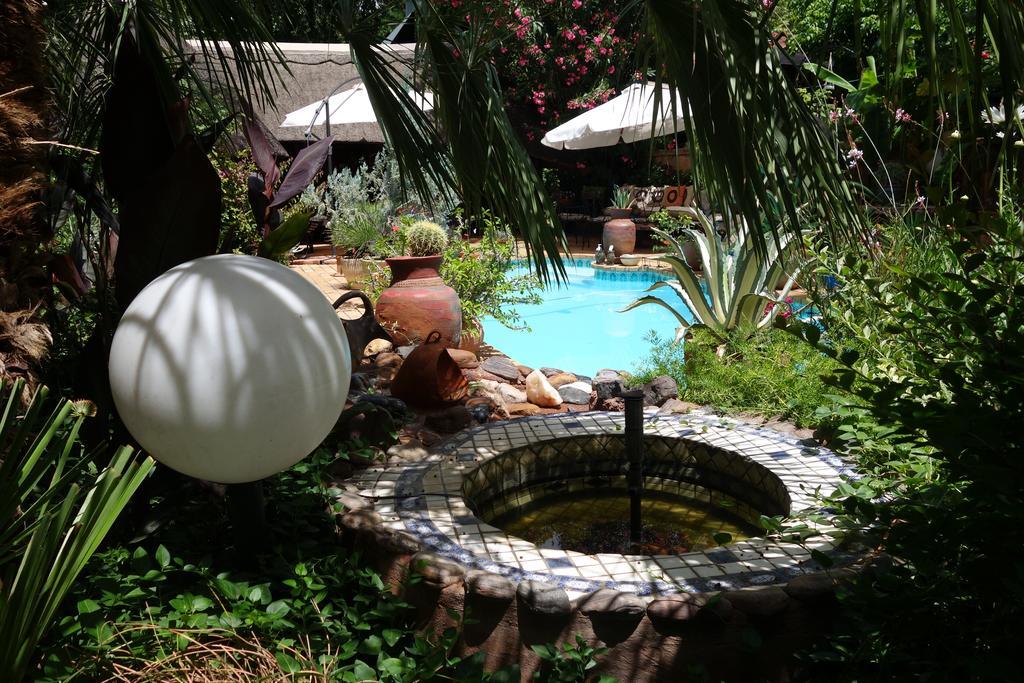 A La Fugue Hotell Upington Eksteriør bilde